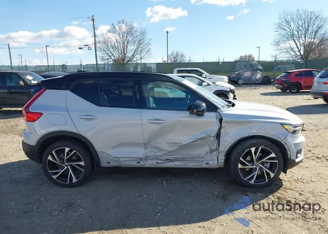 2021 Volvo Xc40 T5 R-Design из США, поврежденный, VIN YV4162UM3M3579729